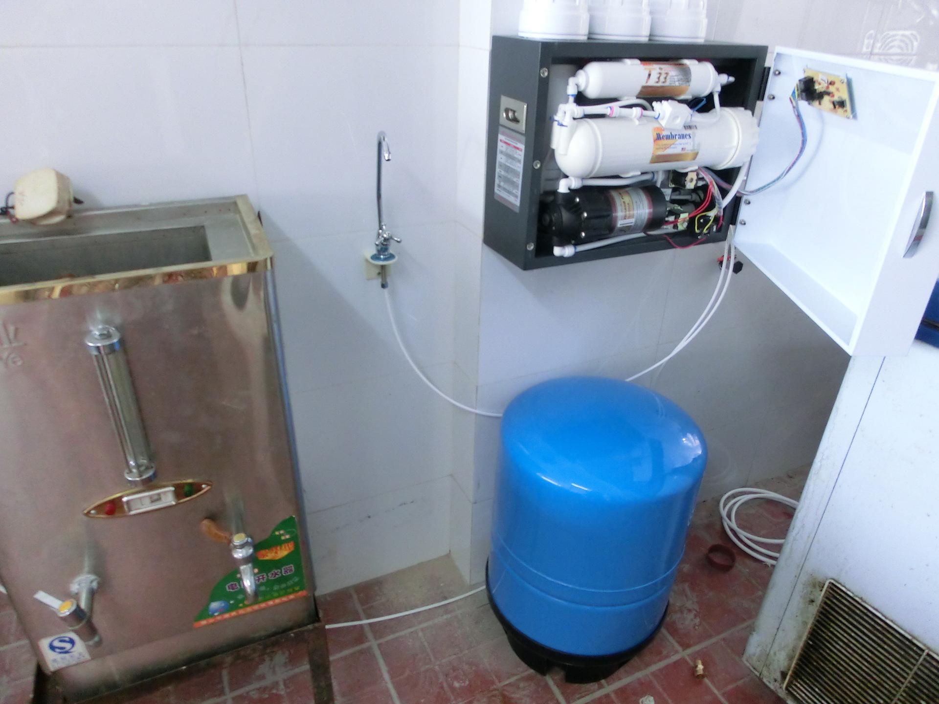 經(jīng)銷批發(fā) LTR-02-E3朗泰商用凈水器 雙核凈水器 價(jià)格優(yōu)惠