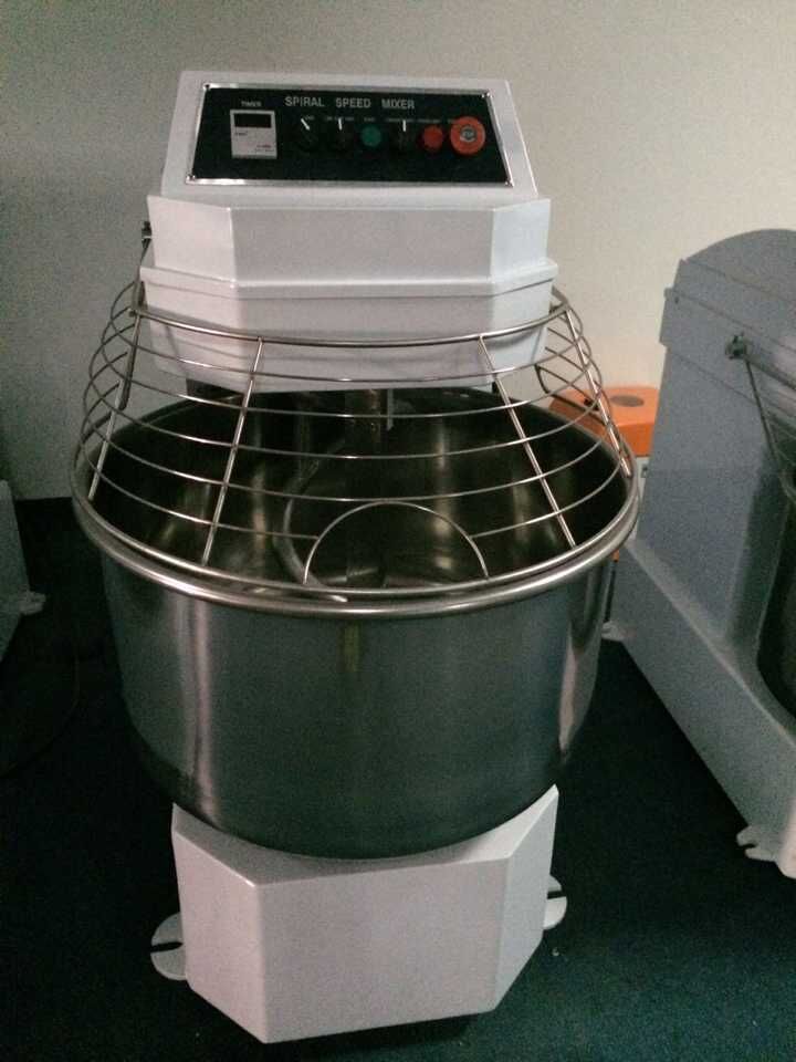廠家直銷(xiāo)商用雙速雙動(dòng)和面機(jī)50KG攪面機(jī)揉面機(jī)機(jī)械面板鉤型攪拌器