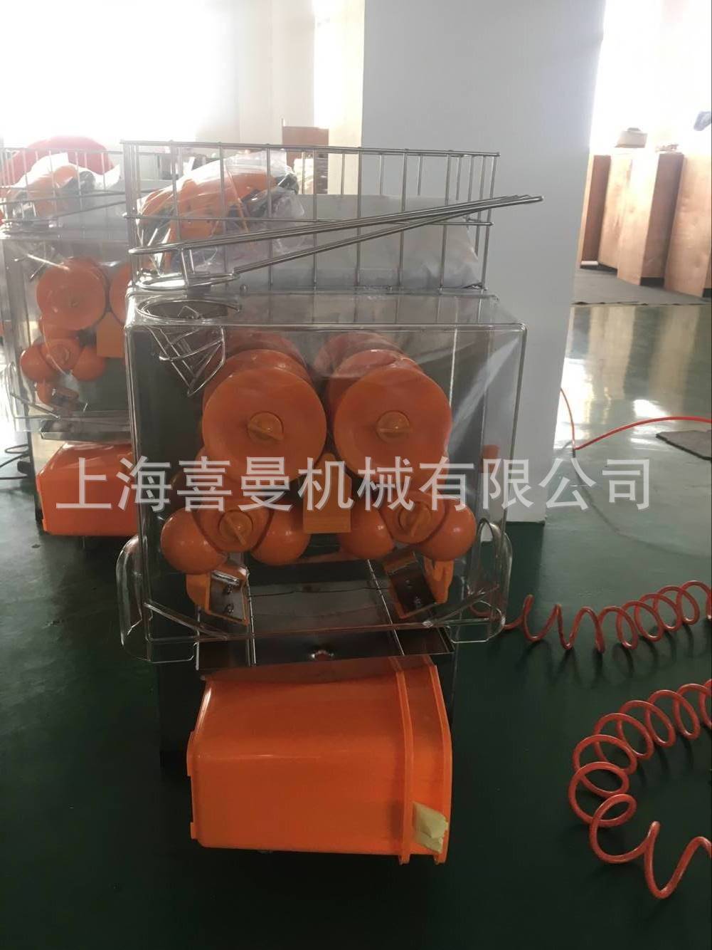 .橙子榨汁器 電動 商用鮮橙榨汁機(jī) 現(xiàn)榨橙汁人工販賣機(jī) 