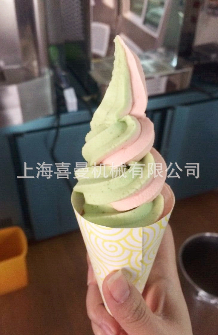 熱銷商用冰淇淋機(jī) 雪糕機(jī) 甜筒冰激凌機(jī) 酸奶優(yōu)格軟冰淇淋機(jī)